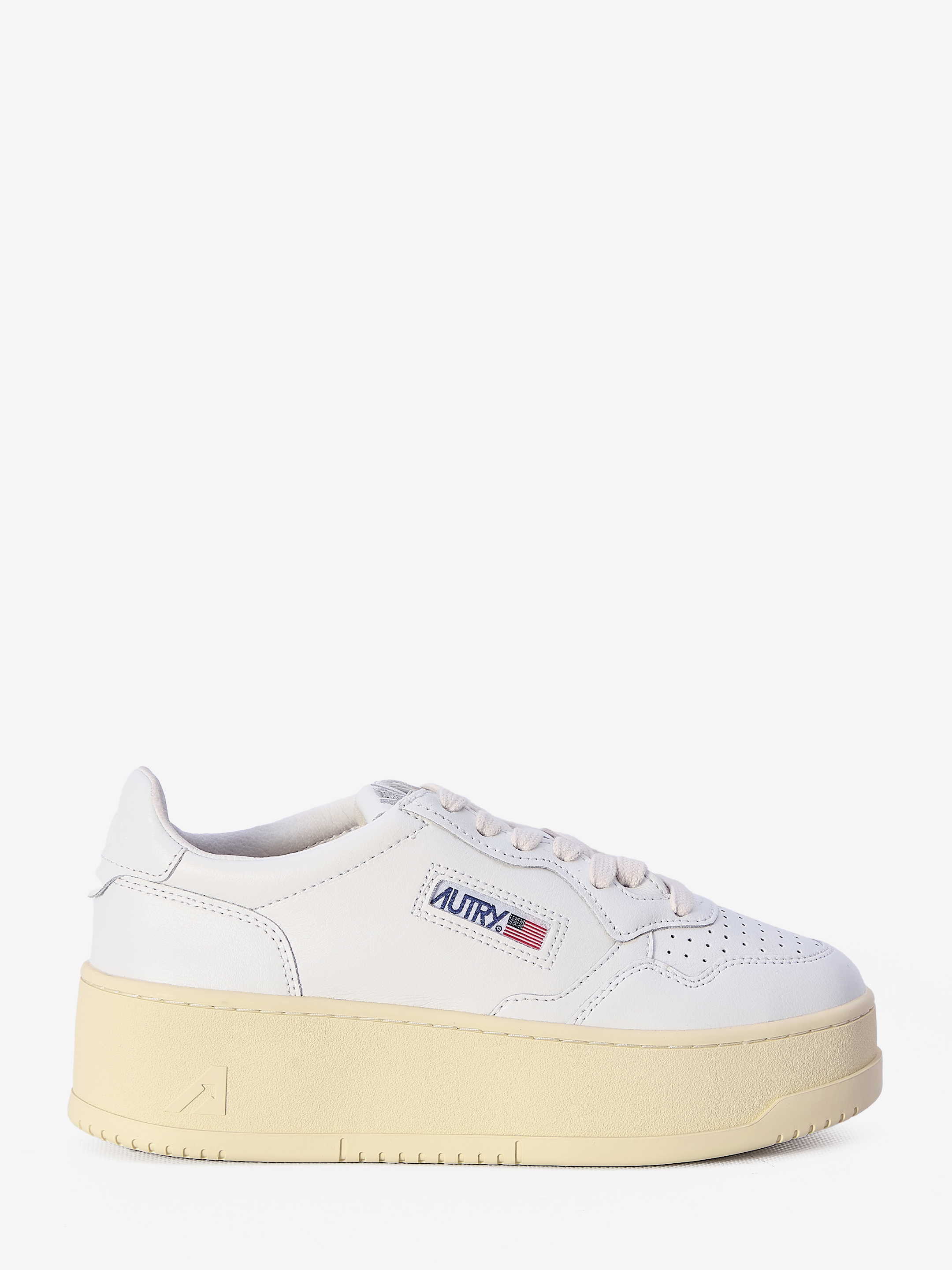 Shop Autry Medalist Platform Low Sneakers In White