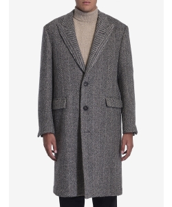 Coat in virgin wool