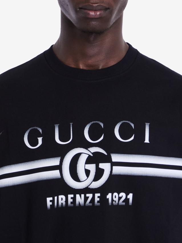 GUCCI - T-shirt with Gucci print